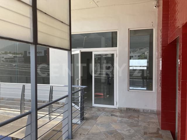 LOCAL EN RENTA, EN CUMBRES 5 SECTOR, MONTERREY N.L.