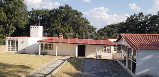 Venta de casa en Haras del Bosque de 1,090 m2 de Terreno UN PISO