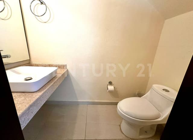 CASA EN VENTA EN SELVANOVA, PLAYA DEL CARMEN Solidaridad LE1425