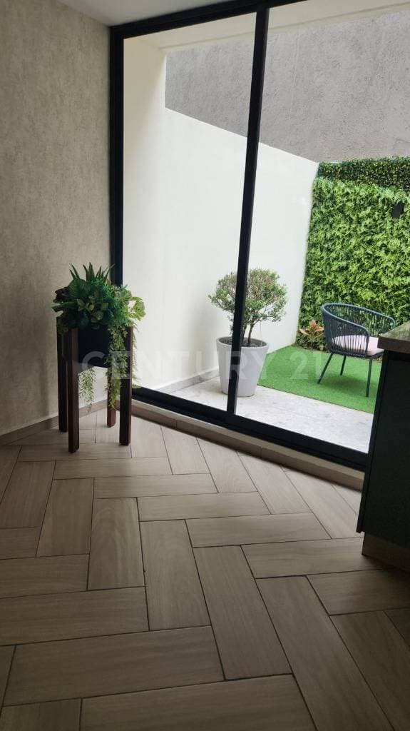 VENTA DE CASA HABITACIÓN-