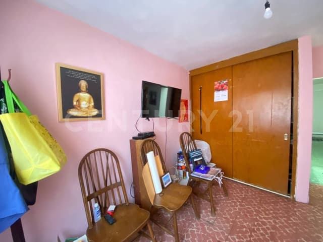 Casa en venta ubicada en Citli 456, colonia Santa Isabel Tola, GAM, desarrollada en dos niveles.