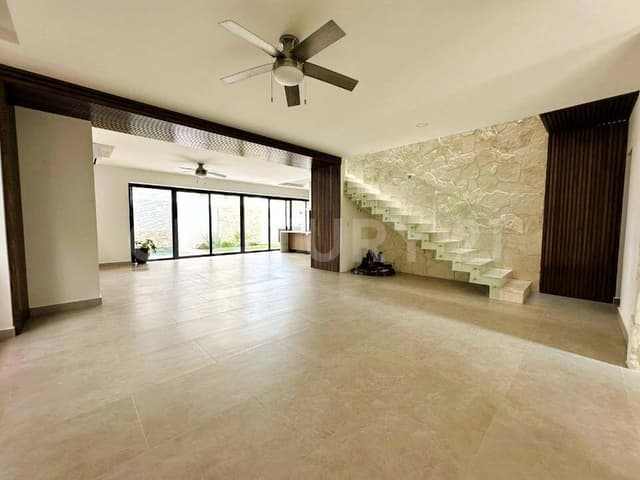 Casa en Venta en Residencial Vía Cumbres