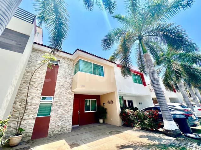 Casa amueblada en Renta en Fluvial Vallarta, dentro de Residencial Entre Ríos