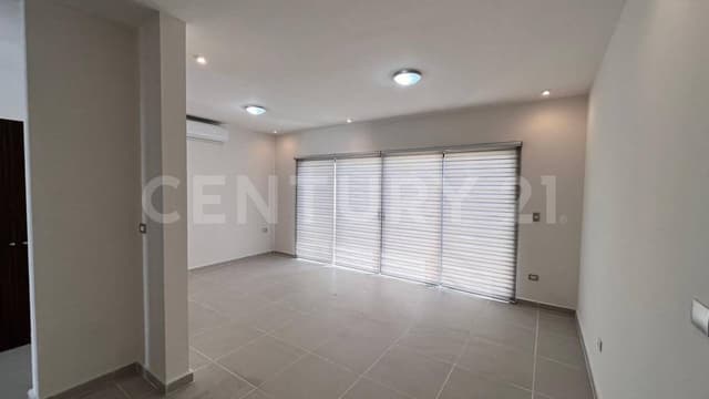 CASA EN VENTA EN DOMINIO CUMBRES