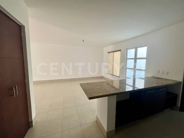 Casa en venta El Mayorazgo Residencial, privada la Rioja