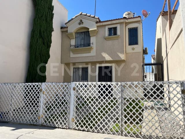 RCR-1467 Casa en renta en Residencial Montecarlo, Tijuana
