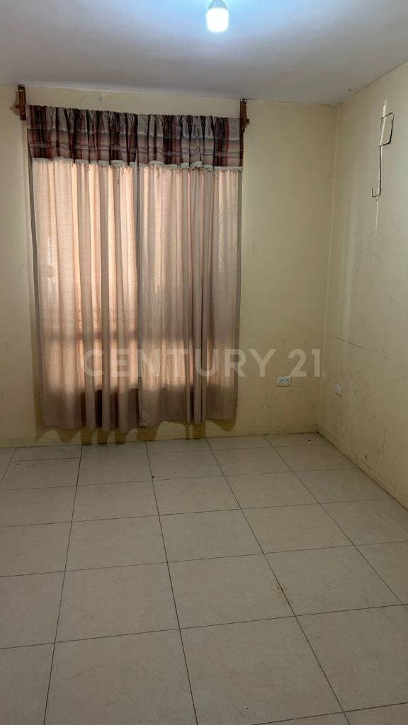 CASA EN RENTA EN FRACC. ANZURES VENTURA EN JUAREZ N.L.