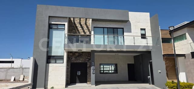 SE VENDE CASA EN HABITA II AL NORTE DE SALTILLO