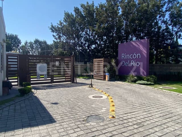 Casa en Venta en Condominio Horizontal, Fraccionamiento “Rincón del Río”, Puebla