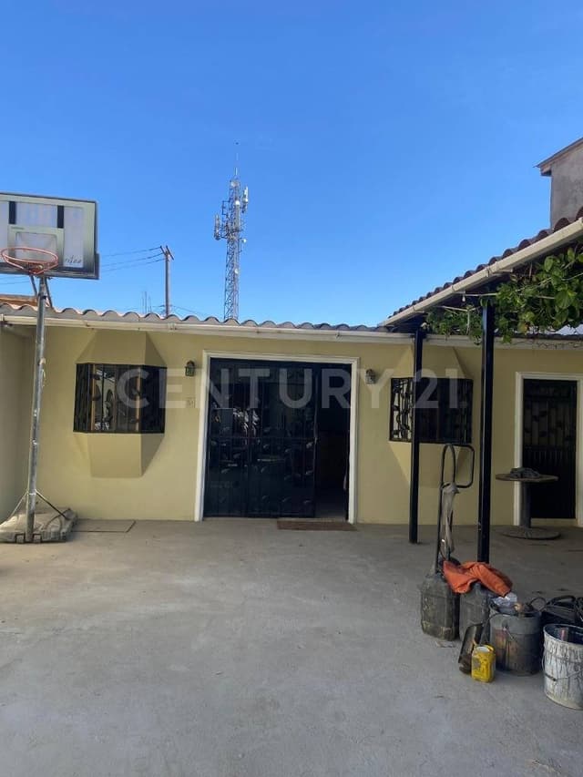 CASA EN VENTA DE 3 RECAMARAS EN CAMPESTRE MURUA, TIJUANA BC