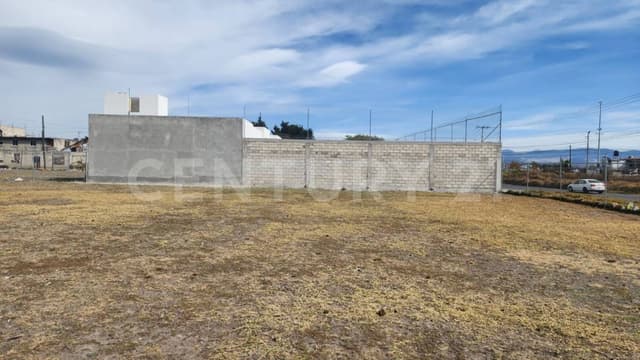 Terreno comercial en venta en San Gaspar Tlahuelilpan, Metepec, Estado de Mexico