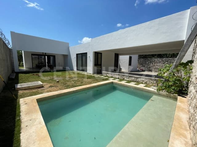 En Venta Casa para SPA, escuela, salon de fiestas en Playa del Cármen