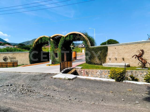 Lote en venta con vista al lago en Rancho Santa Mónica Chapala