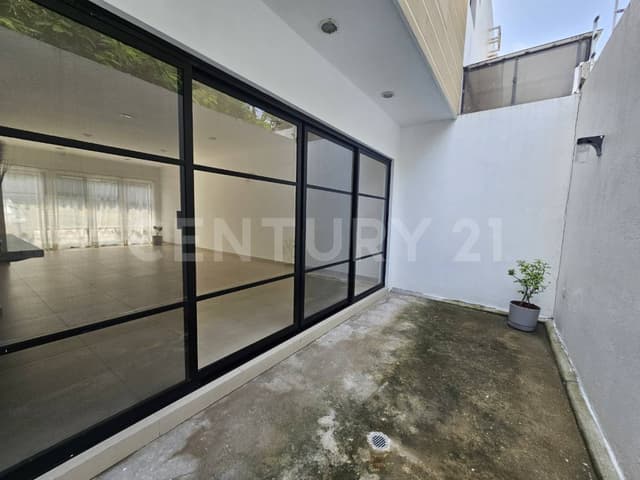 CASA EN VENTA, CUMBRES 7 ALTOZANO, CARR. VILLAHERMOSA A MACUSPANA, TABASCO