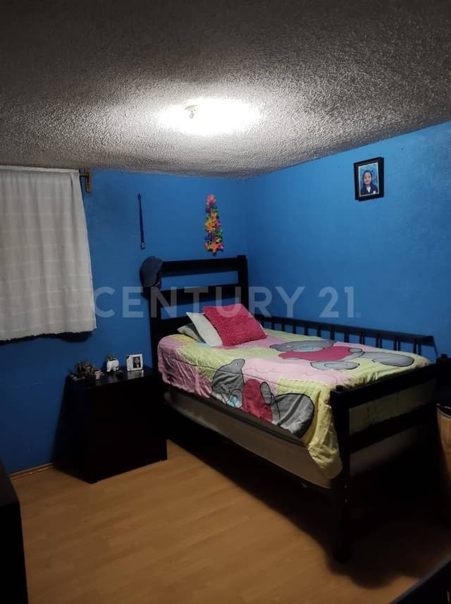 En UH Joyas de Vallejo, a media cuadra de Metrobus Tenayuca (Linea 3)