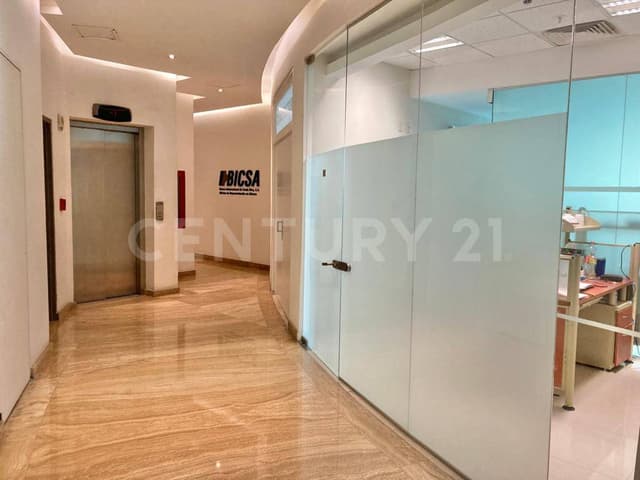 RENTA DE OFICINA EN EL EDIFICIO PARAGON