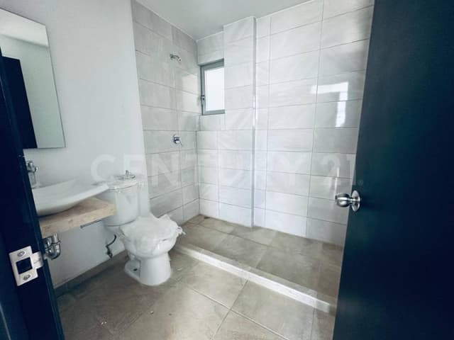 SE VENDEN DEPARTAMENTOS EN MONTOYA (4 Y 6)