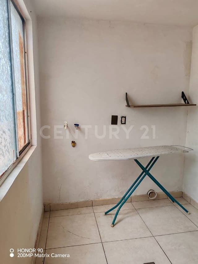 VENTA CASA EN VALLE DE LAS FLORES SALTILLO