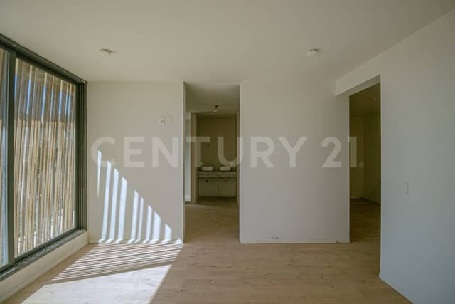 Casa en Venta de 3 Recámaras en Valle Imperial