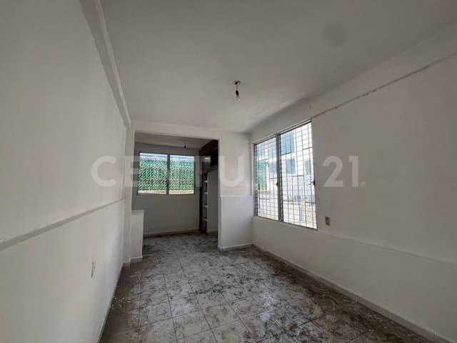 CASA SOLA EN VENTA FRACC. CUMBRES ACAPULCO GRO.