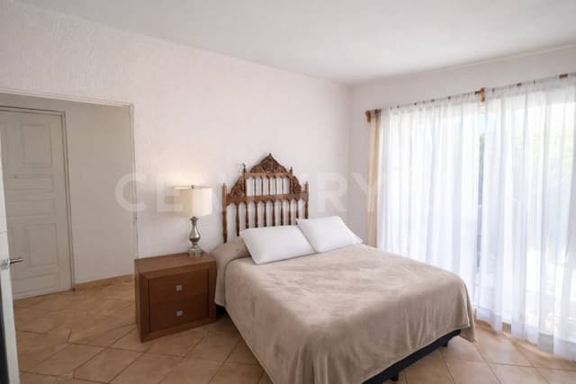 Terreno en venta con construcción y uso H3/50/3 en La Magdalena Contreras