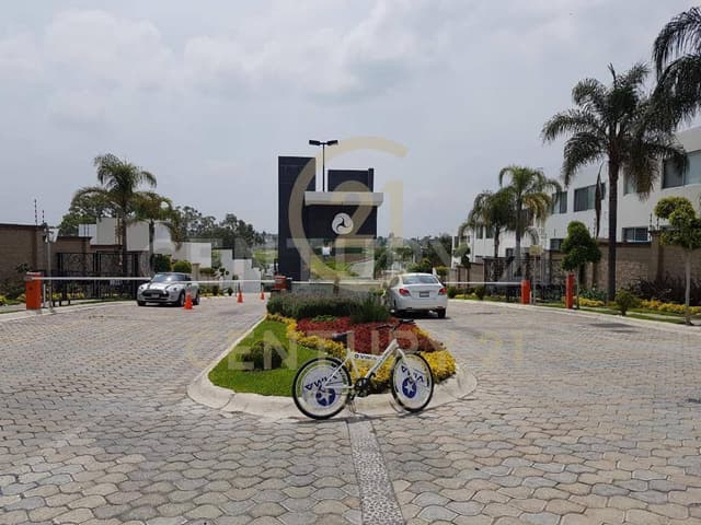 VENTA DE CASA NUEVA EN "PARQUE CUERNAVACA", LOMAS DE ANGELOPOLIS II