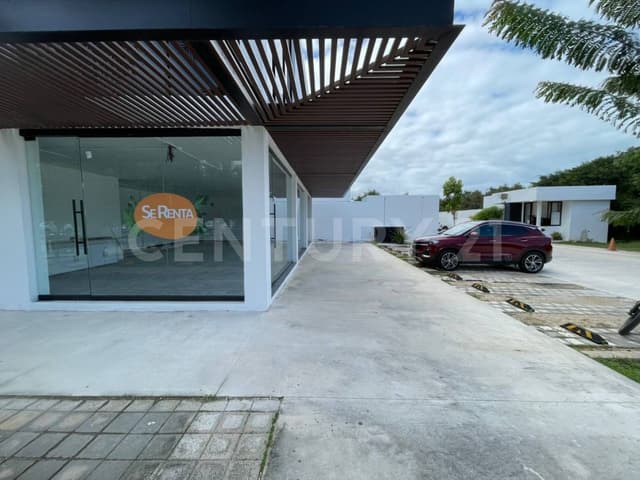 Local en Renta en Condominio NUTUUK.