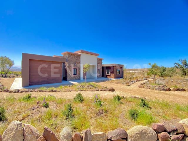 Residencias en Venta junto a Rancho Chichihuas, Ensenada, Baja California