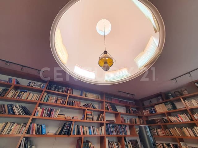 CASA DE UNA SOLA PLANTA EN FRACCIONAMIENTO PEDREGAL DE LAS FUENTES, JIUTEPEC.