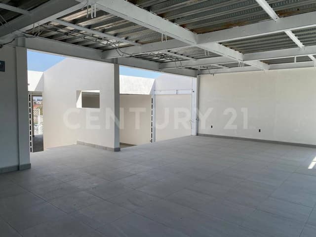 OFICINAS EN RENTA MENSUAL EN METEPEC !!!! CON EXCELENTE UBICACION. 120 MTS 2