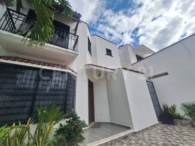 En venta Casa en la Toscana 3 rec Playa Del Carmen P4323