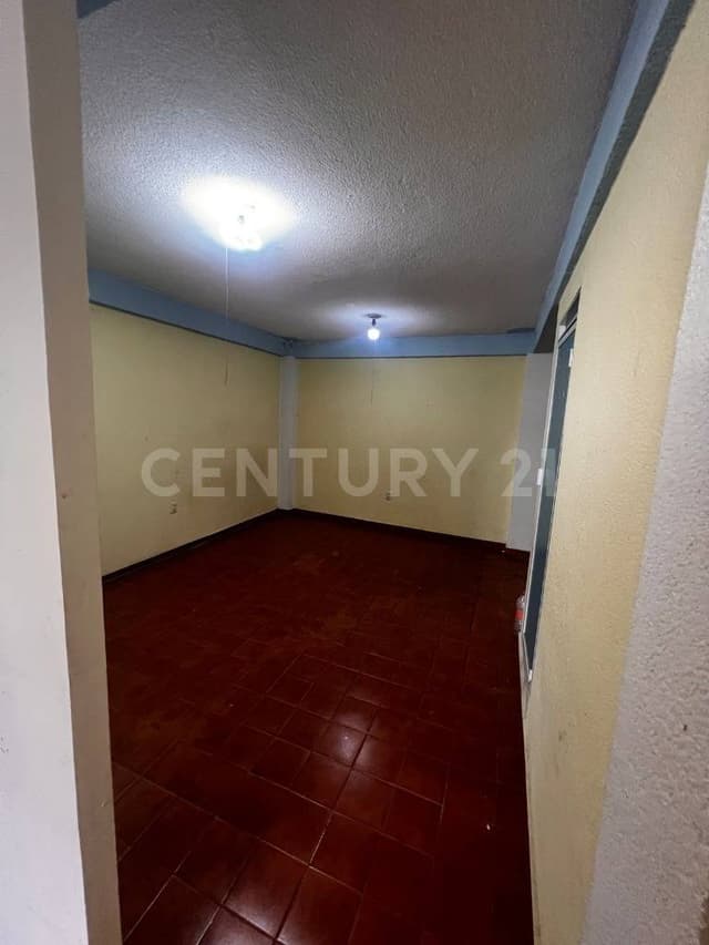 Departamento en Renta – 2 ESPACIOS | Balcón | Zona Comercial Estratégica