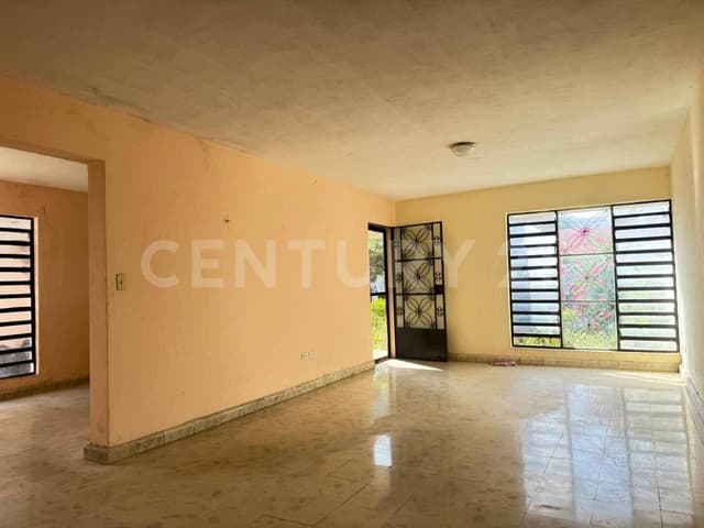 CASA EN VENTA CERCA DE PEREZ PONCE