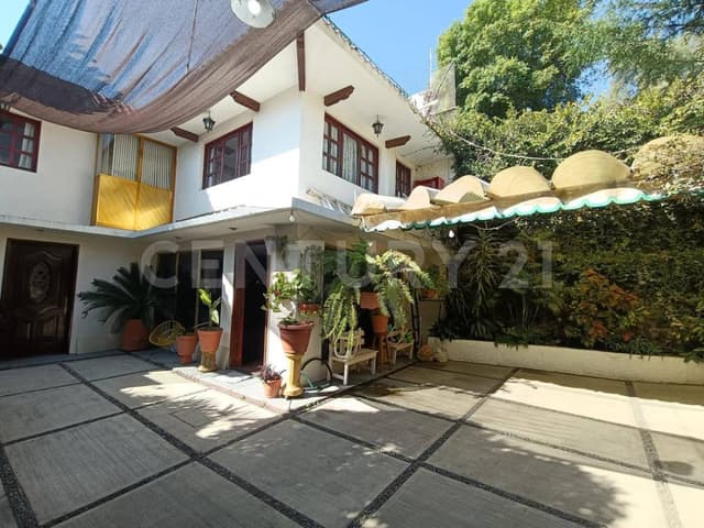 Casa en Venta en Santiago Tepalcatlalpan, Xochimilco, Ciudad De México