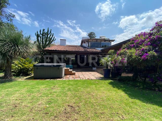 CASA EN RENTA EN EL PUEBLO,SAN ANTONIO, VALLE DE BRAVO, MEXICO.