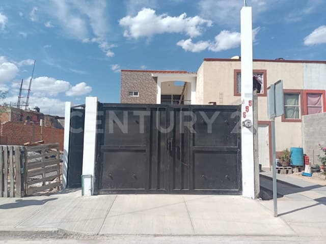 Casa en Venta en Las Flores, San Luis Potosí, SLP.