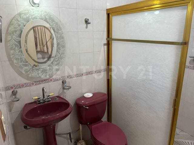 DEPARTAMENTO EN RENTA EN COL. BERNARDO REYES EN MONTERREY