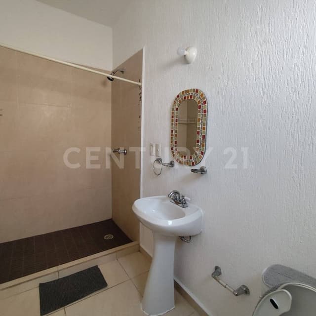 CASA EN RENTA EN JARDINES DEL SUR 4 EN CANCÚN
