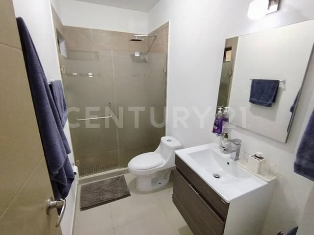 DEPARTAMENTO EN PORTEZZA ALAMEDA