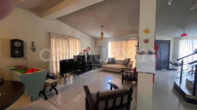 Casa en Venta en Colonia Satélite, Sur de Monterrey