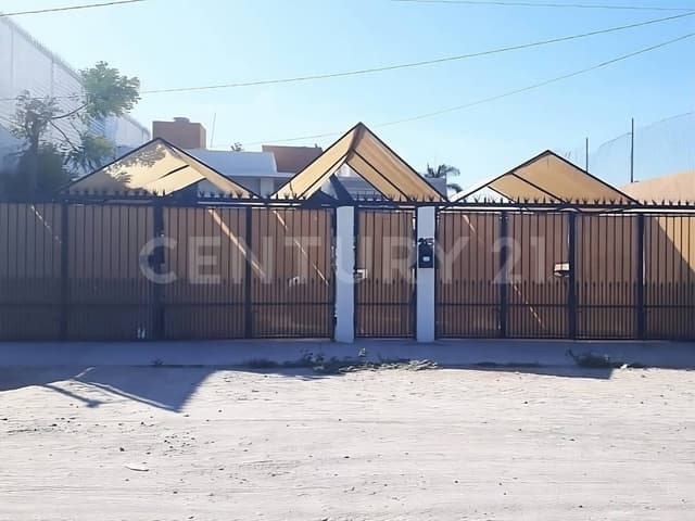 CASA EN VENTA, COL. BELLAVISTA, LA PAZ B.C.S.