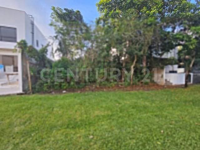 Terreno en Venta en Fraccionamiento Lagos del Sol