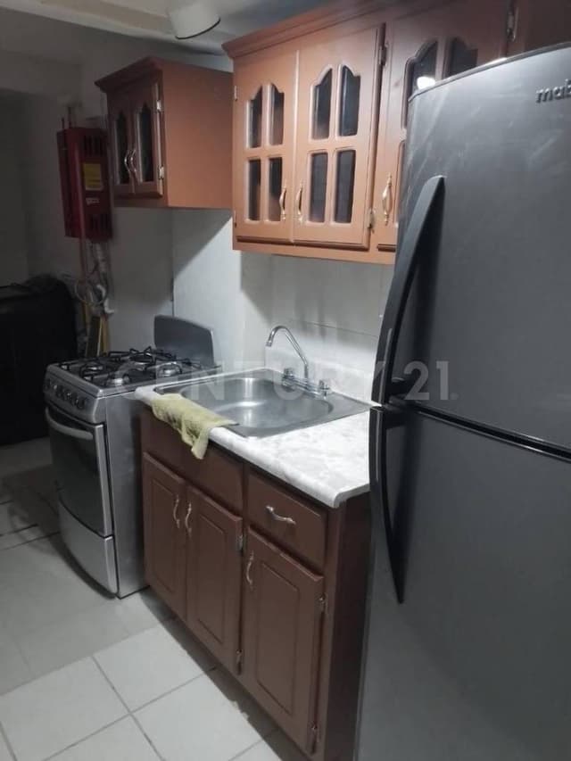 CASA EN RENTA EN COL.EL REFUGIO QUINTAS CAMPESTRES TIJUANA B.C.