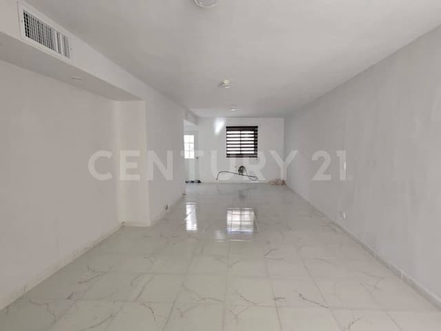 CASA EN VENTA EN FRACC. HACIENDAS DE SANTA CLARA I, CHIHUAHUA