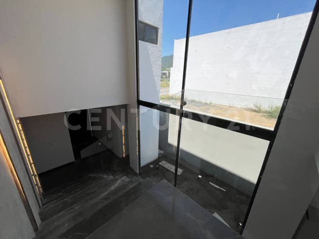 Residencia de lujo en Bosques de las Misiones, Sector Encino – Santiago, N.L.