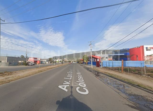 TERRENO COMERCIAL EN RENTA EN MIRASOL, MONTERREY, NL (ESQUINA)