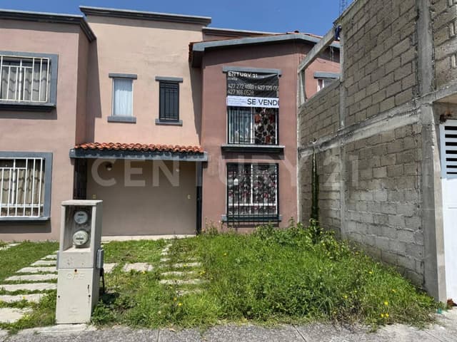 Casa de 2 niveles en Huehuetoca, Estado de México