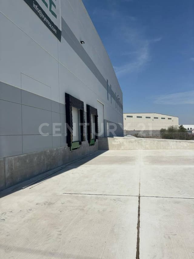 Se renta nave de 10,328 m2 en Ramos Arizpe.