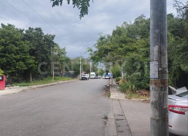 Venta Terreno en esquina, escriturado Col Ejido 1 cuadra de Constituyentes P4535