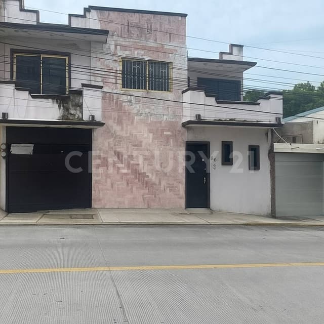 Casa en venta en la colonia Ejido primero de mayo sur Boca del Rio, Veracruz.